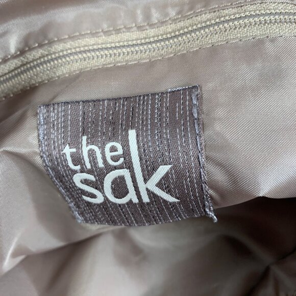 The SAK Beige Crochet Shoulder Bag Zipper Closure Inner Pockets Dividers EUC - Picture 15 of 16